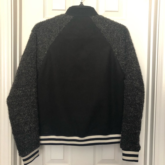Forever 21 black varsity bomber jacket - Picture 4 of 8